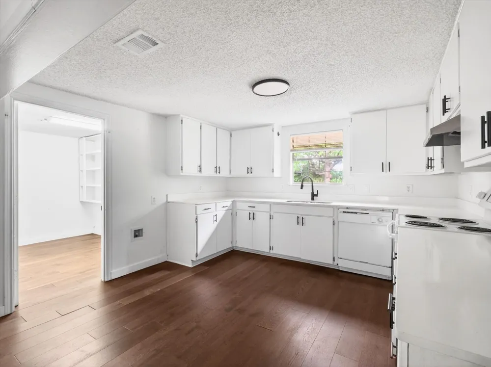 215 Folly Beach Drive #B Lake Dallas, TX 75065