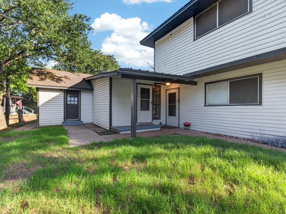 215 Folly Beach Drive #B Lake Dallas, TX 75065