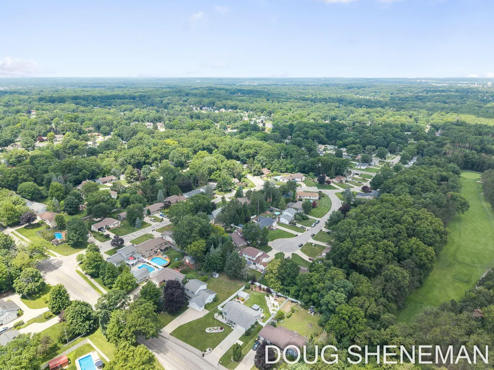 5143 Wembley Court SW Wyoming City, MI 49509