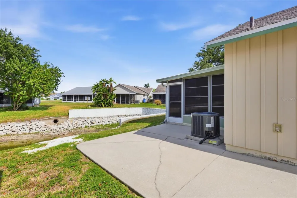 4006 W 37TH STREET COURT W Bradenton, FL 34205