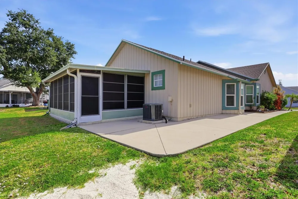4006 W 37TH STREET COURT W Bradenton, FL 34205