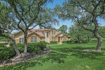 2401 Sailpoint Drive Spicewood, TX 78669