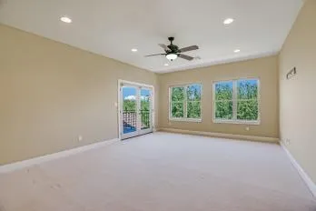 2401 Sailpoint Drive Spicewood, TX 78669