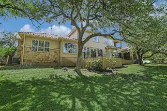 2401 Sailpoint Drive Spicewood, TX 78669