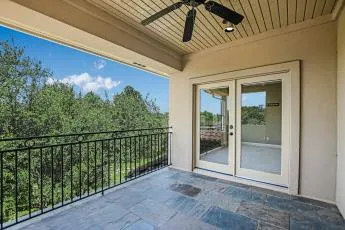 2401 Sailpoint Drive Spicewood, TX 78669