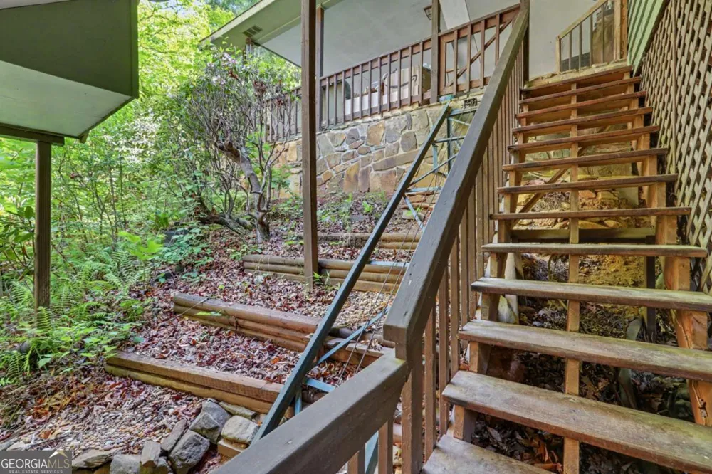15 Imperial LN Clayton, GA 30525