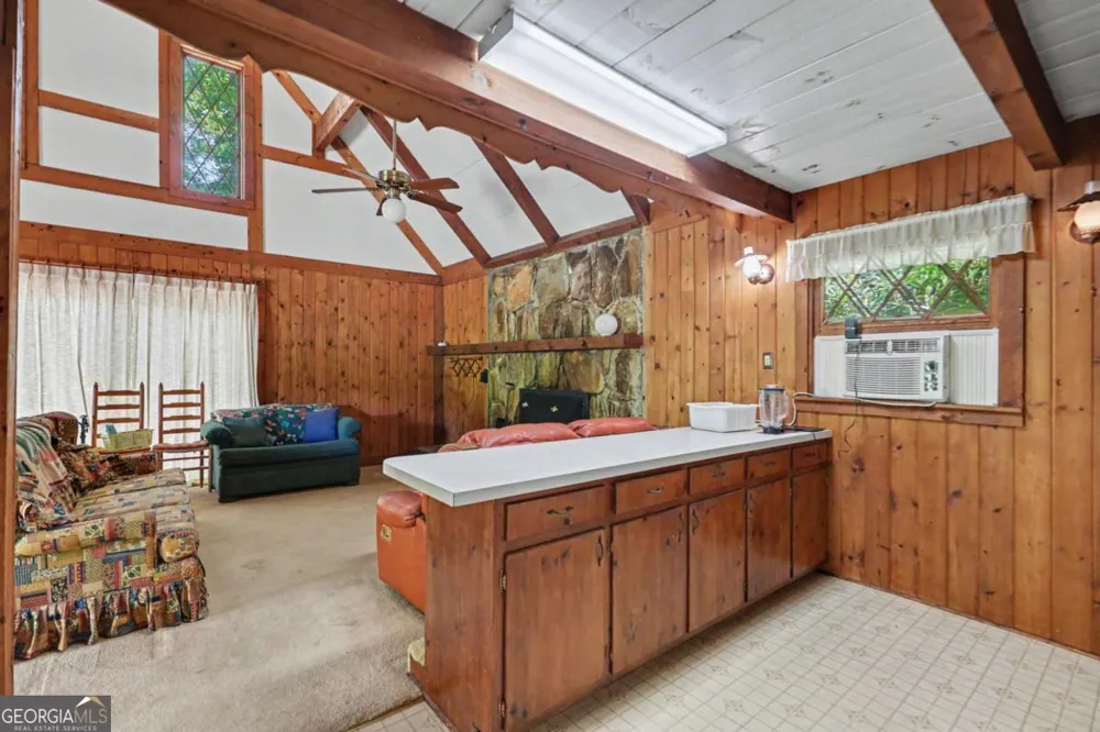 15 Imperial LN Clayton, GA 30525