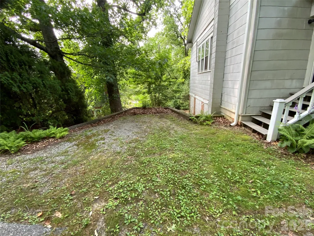 58 Seminary Street Saluda, NC 28773