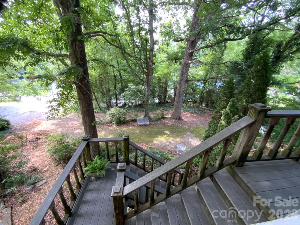 58 Seminary Street Saluda, NC 28773