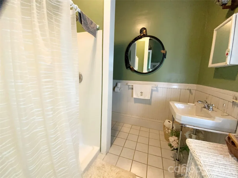 58 Seminary Street Saluda, NC 28773