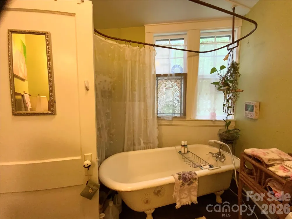 58 Seminary Street Saluda, NC 28773