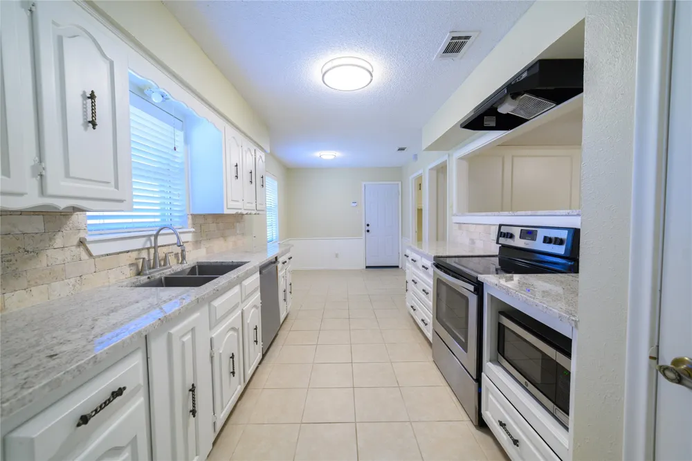 111 Sunview Street Sunnyvale, TX 75182