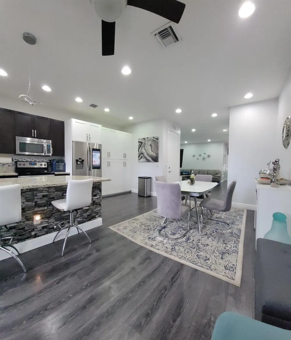 6960 Long Pine Circle Coconut Creek, FL 33073