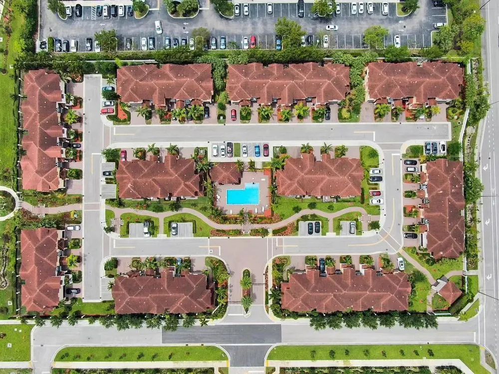 6960 Long Pine Circle Coconut Creek, FL 33073