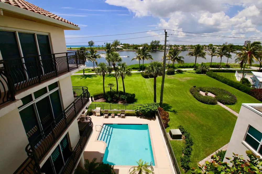 314 Inlet Way #303 Palm Beach Shores, FL 33404