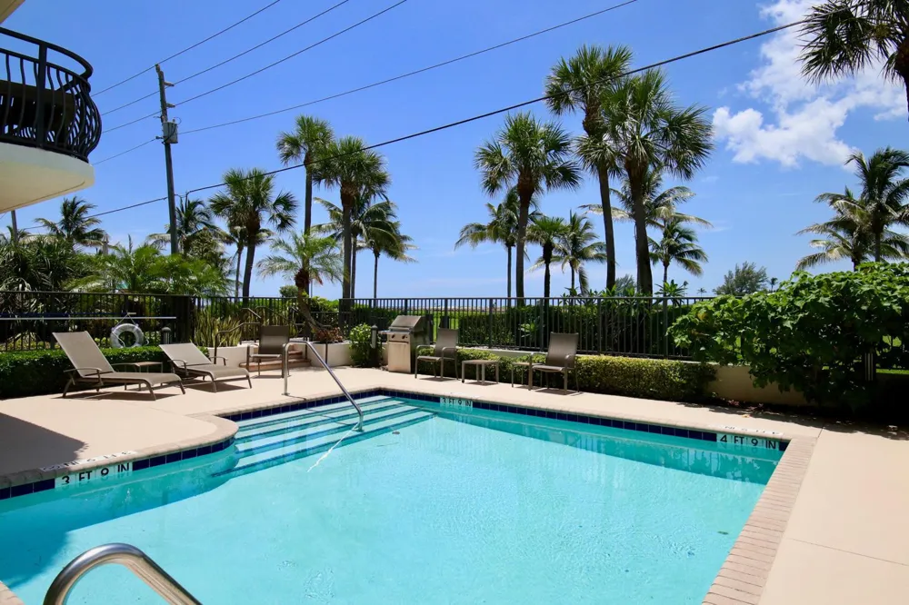 314 Inlet Way #303 Palm Beach Shores, FL 33404