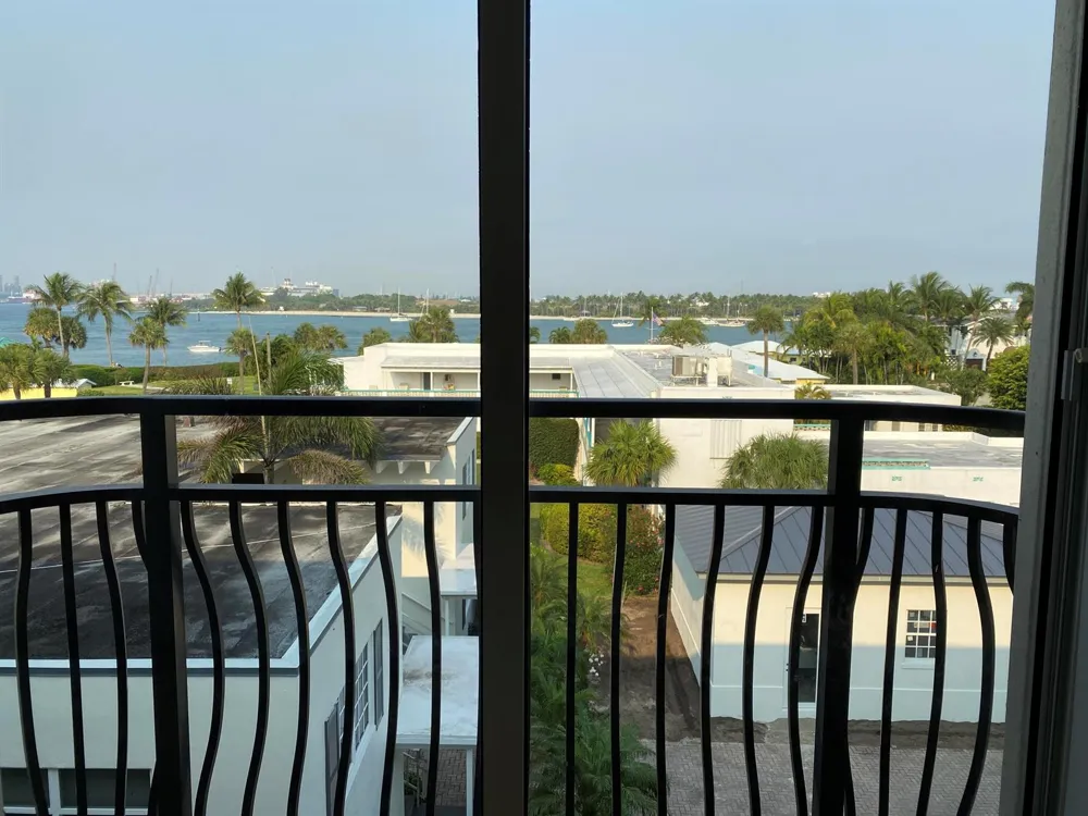314 Inlet Way #303 Palm Beach Shores, FL 33404