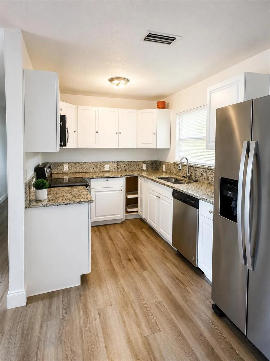 2405 44th Street Fort Pierce, FL 34946