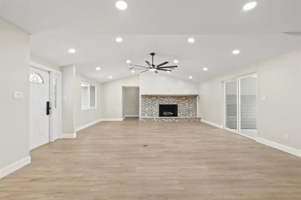 202 Laidback Way Fort Pierce, FL 34945