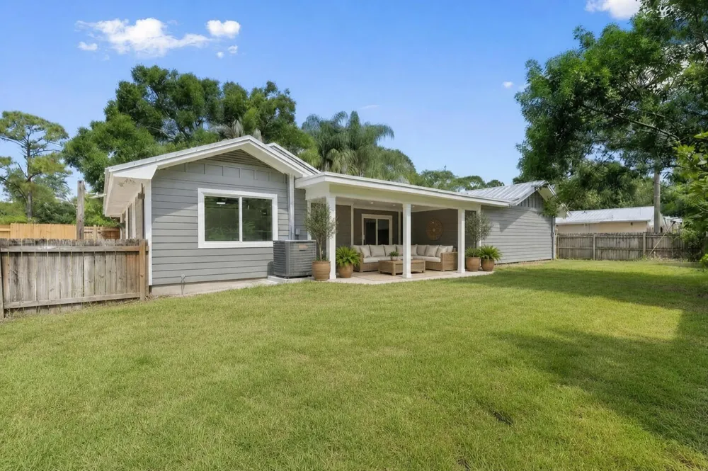 202 Laidback Way Fort Pierce, FL 34945