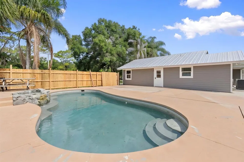 202 Laidback Way Fort Pierce, FL 34945