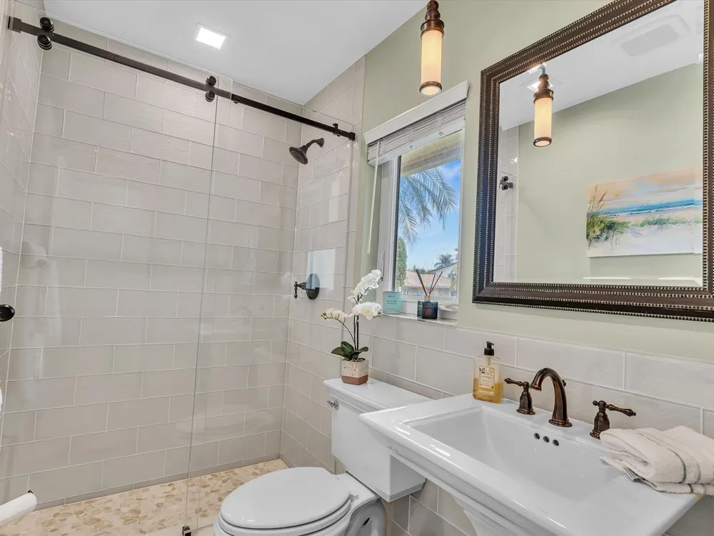 1525 SE 12th Street Deerfield Beach, FL 33441