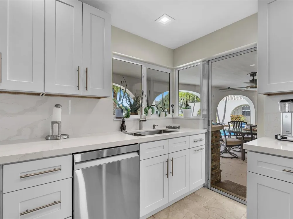 1525 SE 12th Street Deerfield Beach, FL 33441