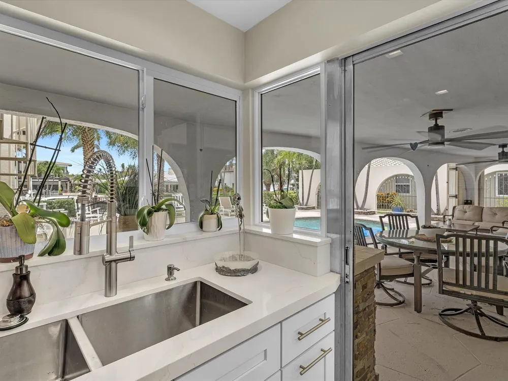 1525 SE 12th Street Deerfield Beach, FL 33441