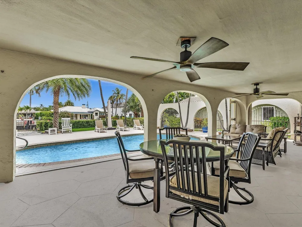 1525 SE 12th Street Deerfield Beach, FL 33441