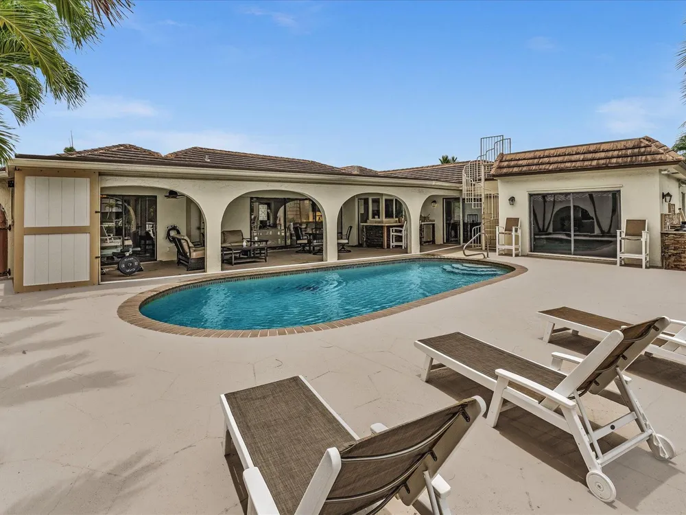 1525 SE 12th Street Deerfield Beach, FL 33441