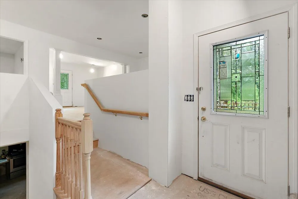 8945 Vergennes Street SE Ada, MI 49301