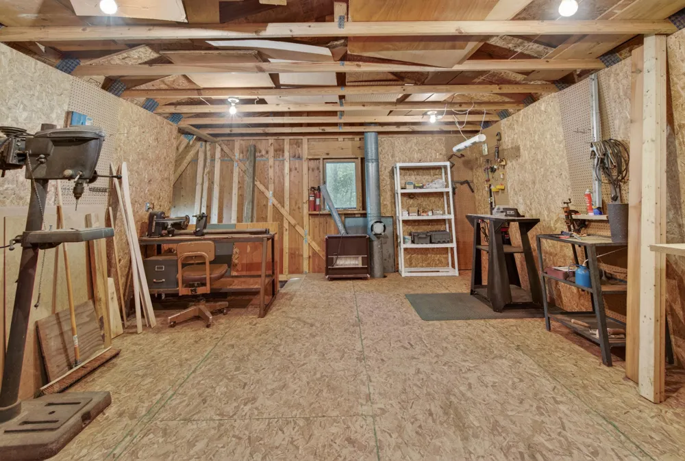 7789 Thorne Road Horton, MI 49246