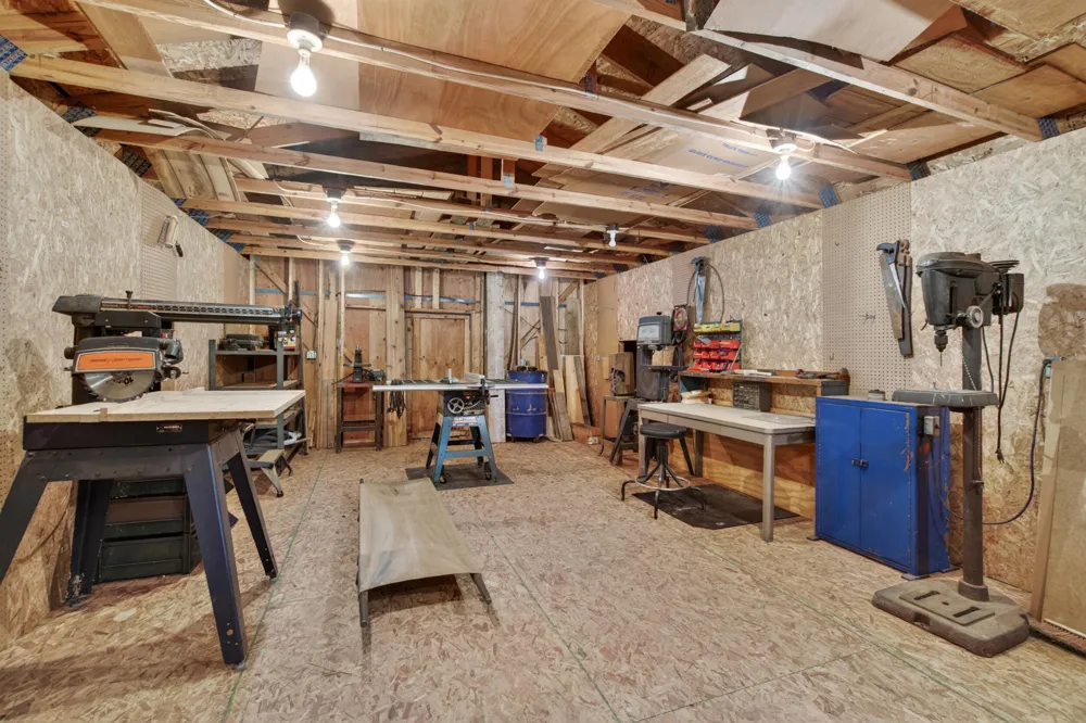 7789 Thorne Road Horton, MI 49246