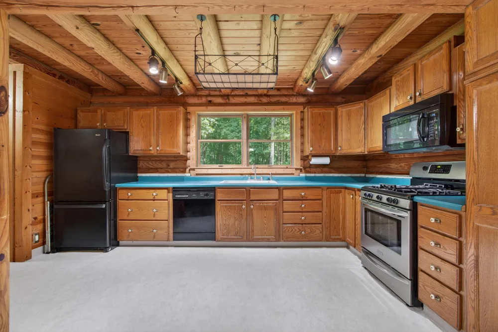 7789 Thorne Road Horton, MI 49246