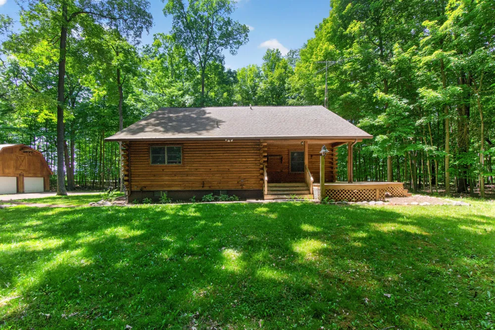 7789 Thorne Road Horton, MI 49246
