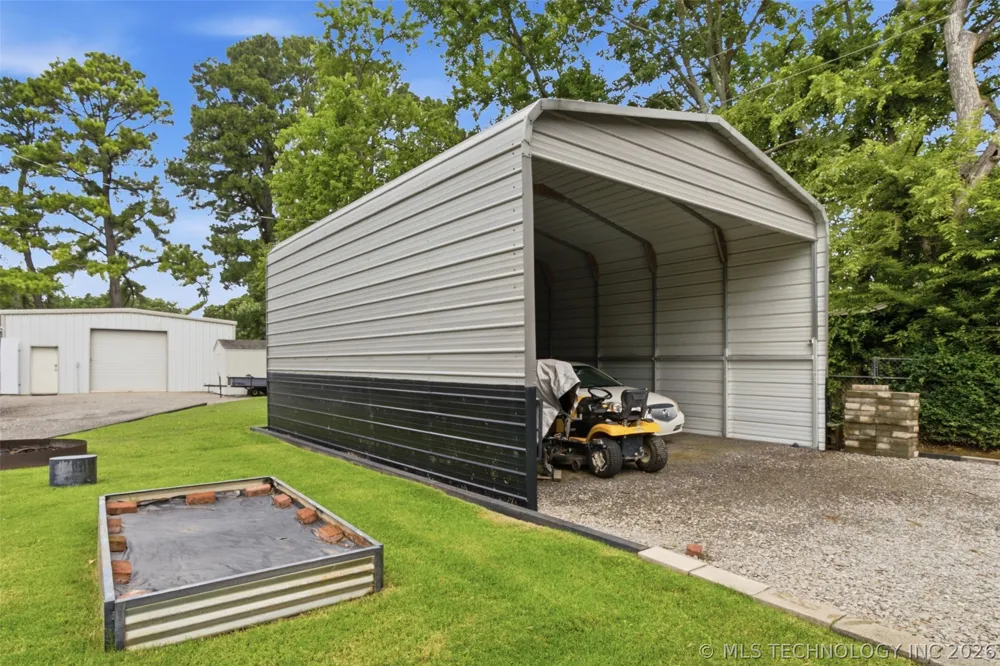 73949 Park Place Wagoner, OK 74467