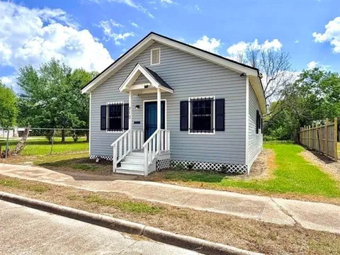 710 W 14th Street