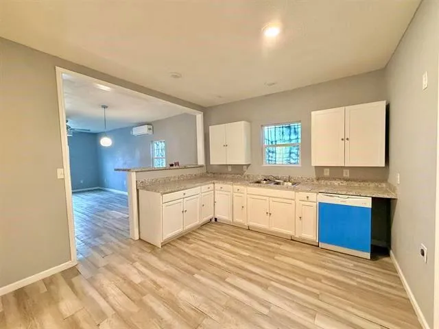 710 W 14th Street Port Arthur, TX 77640