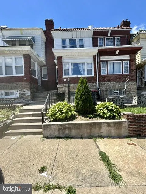 7442 E WALNUT LANE Philadelphia, PA 19138
