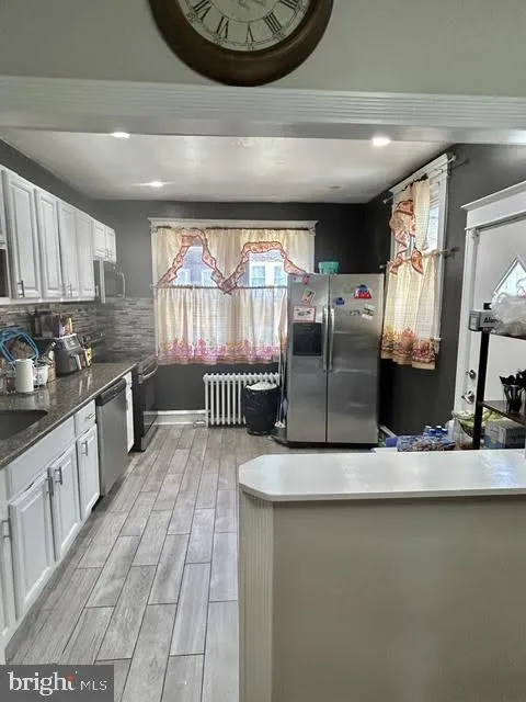 7442 E WALNUT LANE Philadelphia, PA 19138