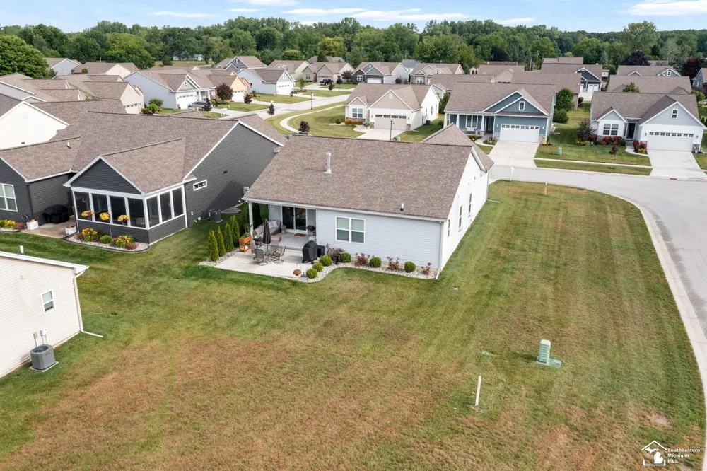 4157 Caitlin Court Bedford Township, MI 48144