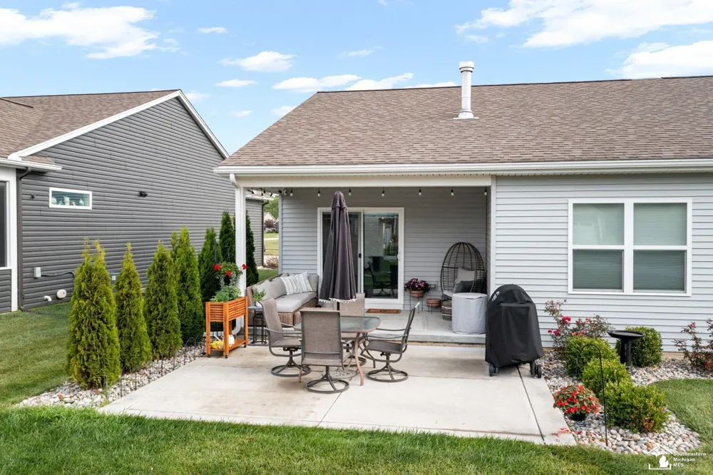 4157 Caitlin Court Bedford Township, MI 48144
