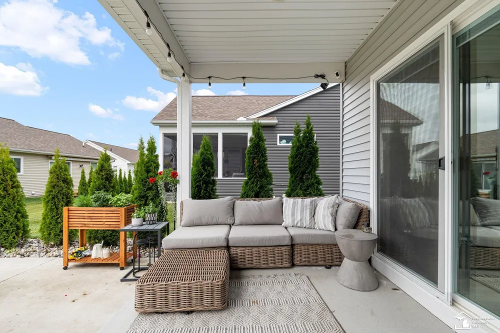 4157 Caitlin Court Bedford Township, MI 48144