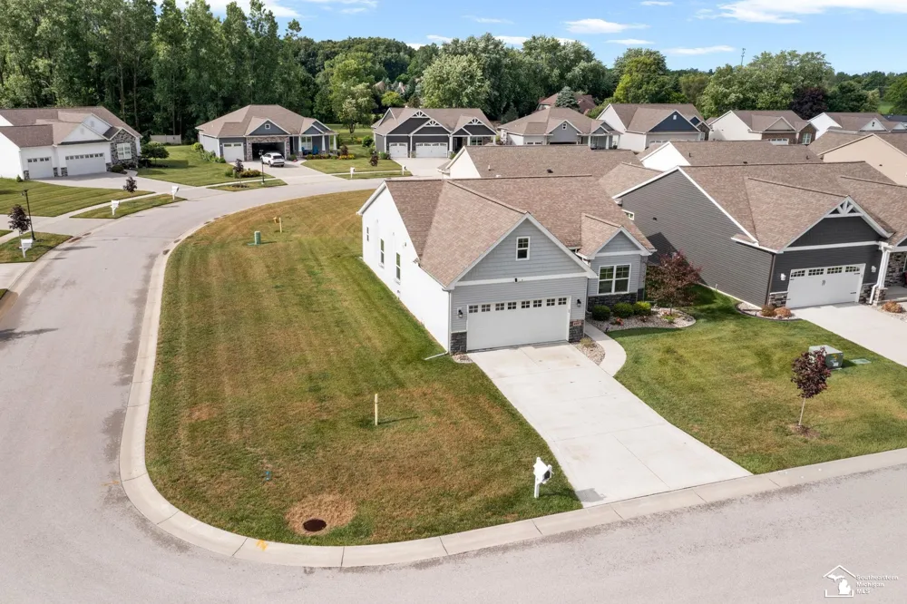4157 Caitlin Court Bedford Township, MI 48144
