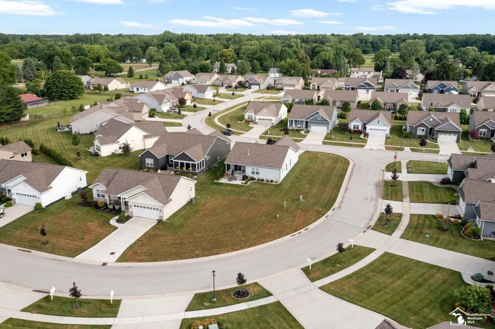 4157 Caitlin Court Bedford Township, MI 48144