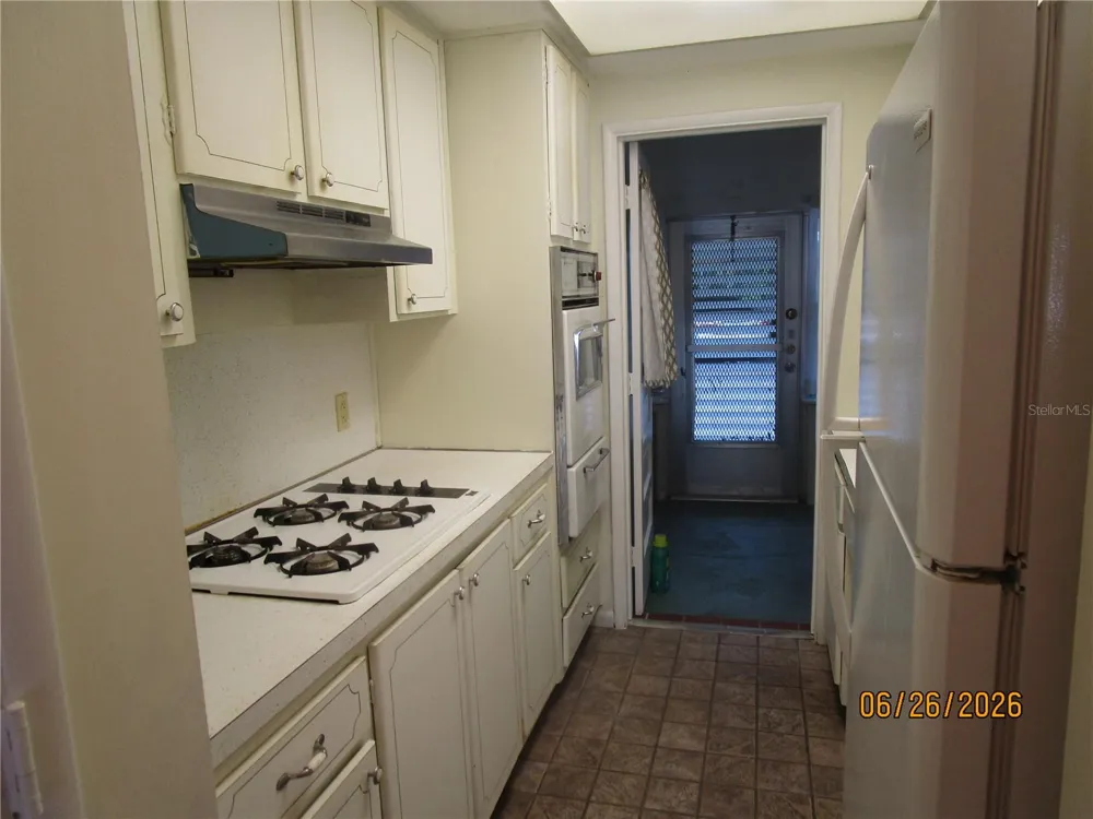 1950 58TH AVENUE #10 St Petersburg, FL 33714