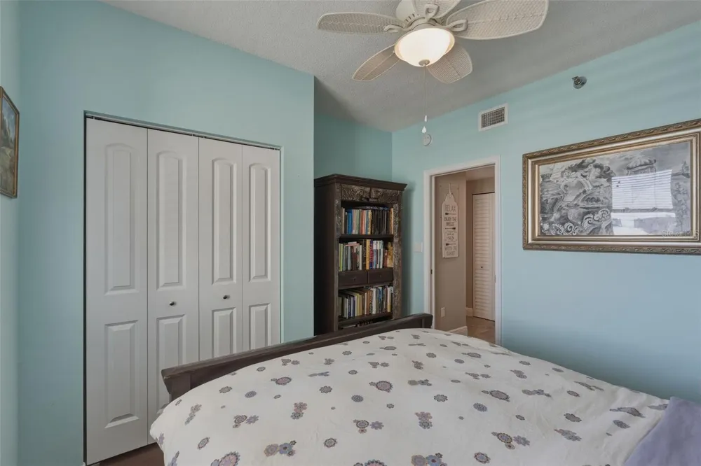 7872 SAILBOAT KEY BOULEVARD S #405 South Pasadena, FL 33707