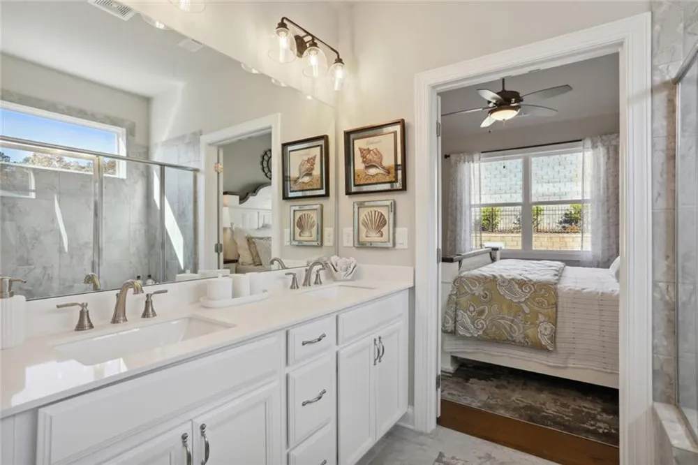 220 Lakeside Place Canton, GA 30114