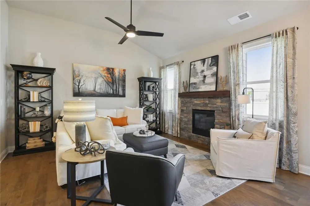 220 Lakeside Place Canton, GA 30114
