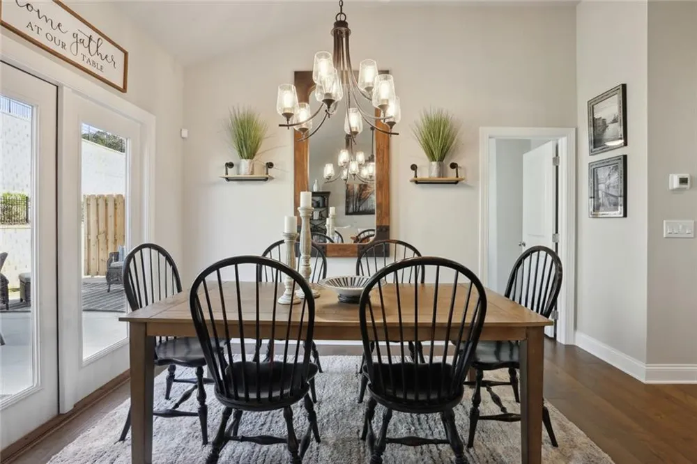 220 Lakeside Place Canton, GA 30114